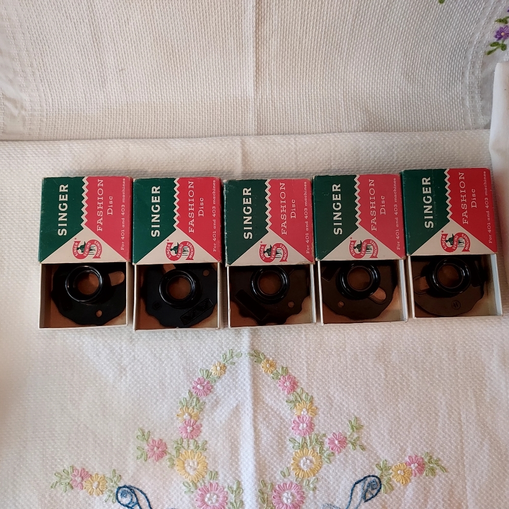 Lot of 5 Singer Sewing Machine Fashion disc models 401 403 - 11 13 19 20 21
